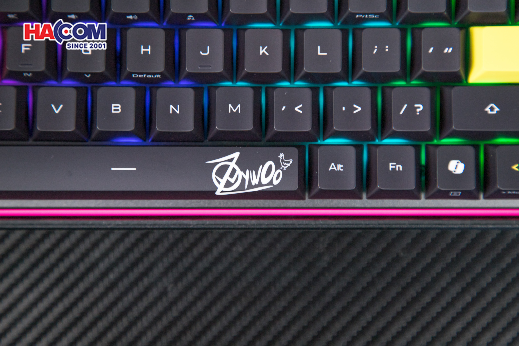 Bàn phím Asus ROG Falchion Ace HFX ZywOo Edition 17