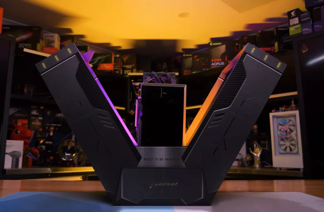 3087 msi rtx 5090 lighting z 2