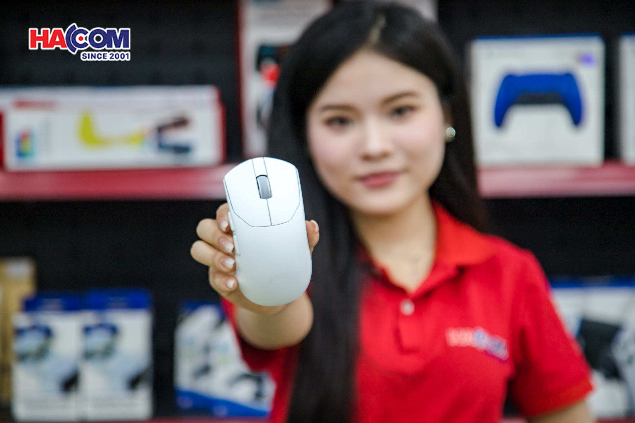 Chuột không dây Corsair SABRE v2 PRO UltraLight White 4