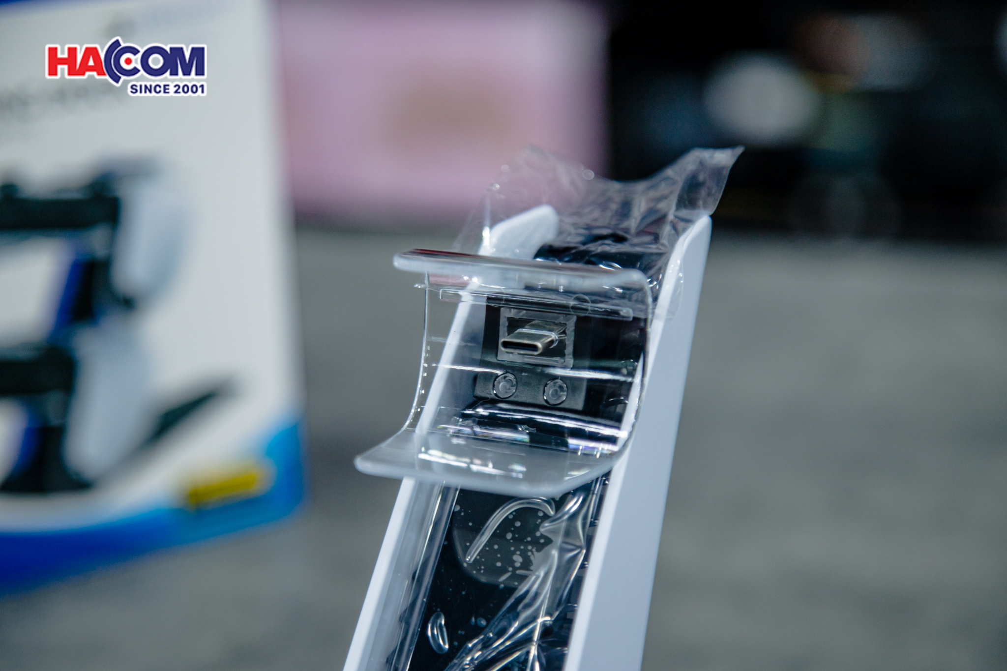 Dock Sạc Nhanh 2 Tay Cầm DualSense PS5 2 tầng DOBE TP5-0585S 8