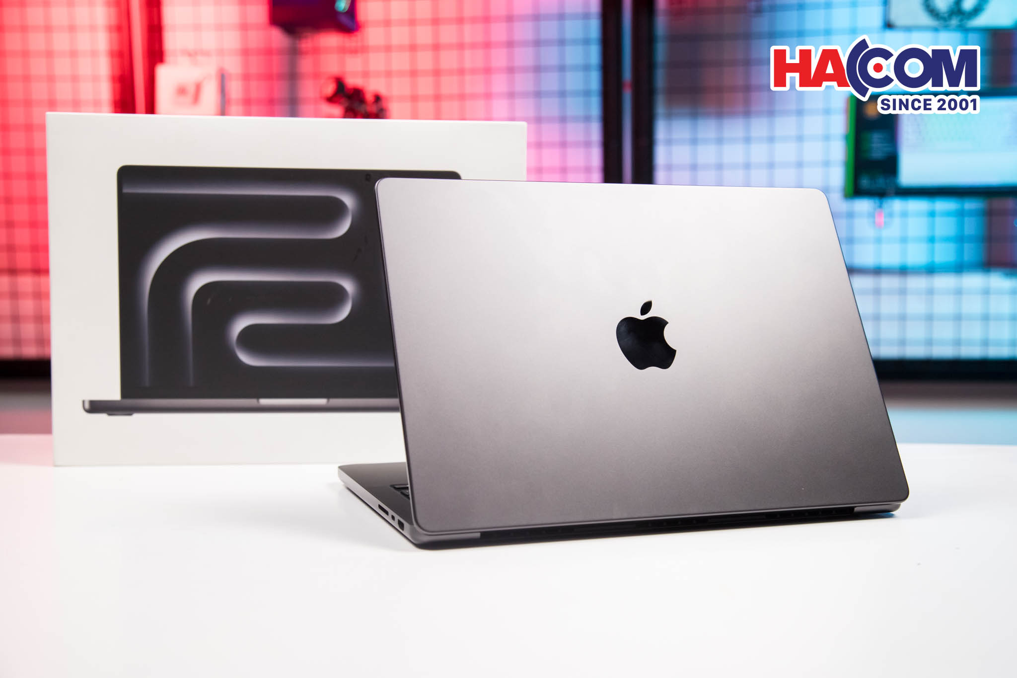 cdn/web/23122025/macbook-pro-m4-10.jpg 15