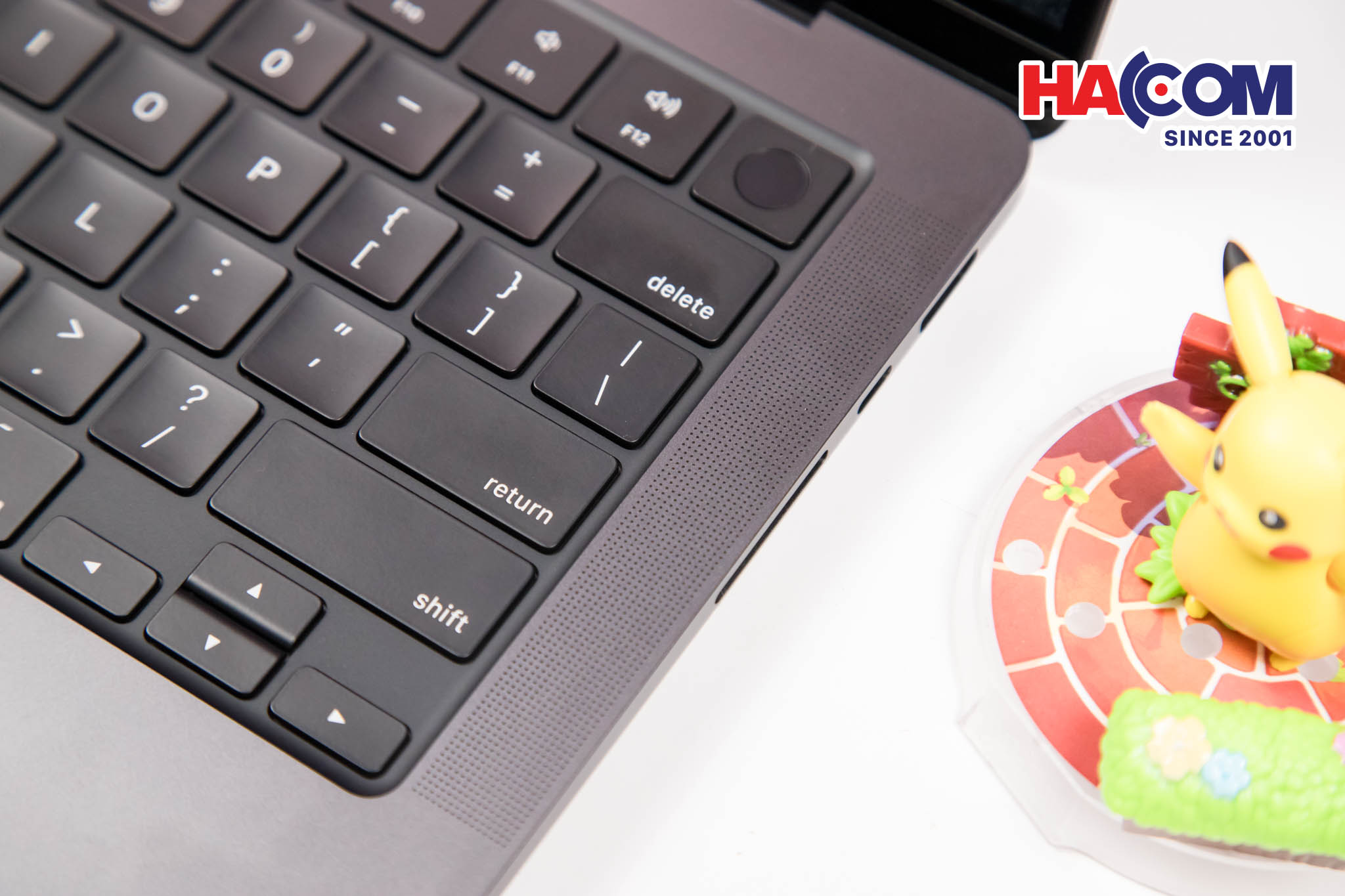 cdn/web/23122025/macbook-pro-m4-5.jpg 10