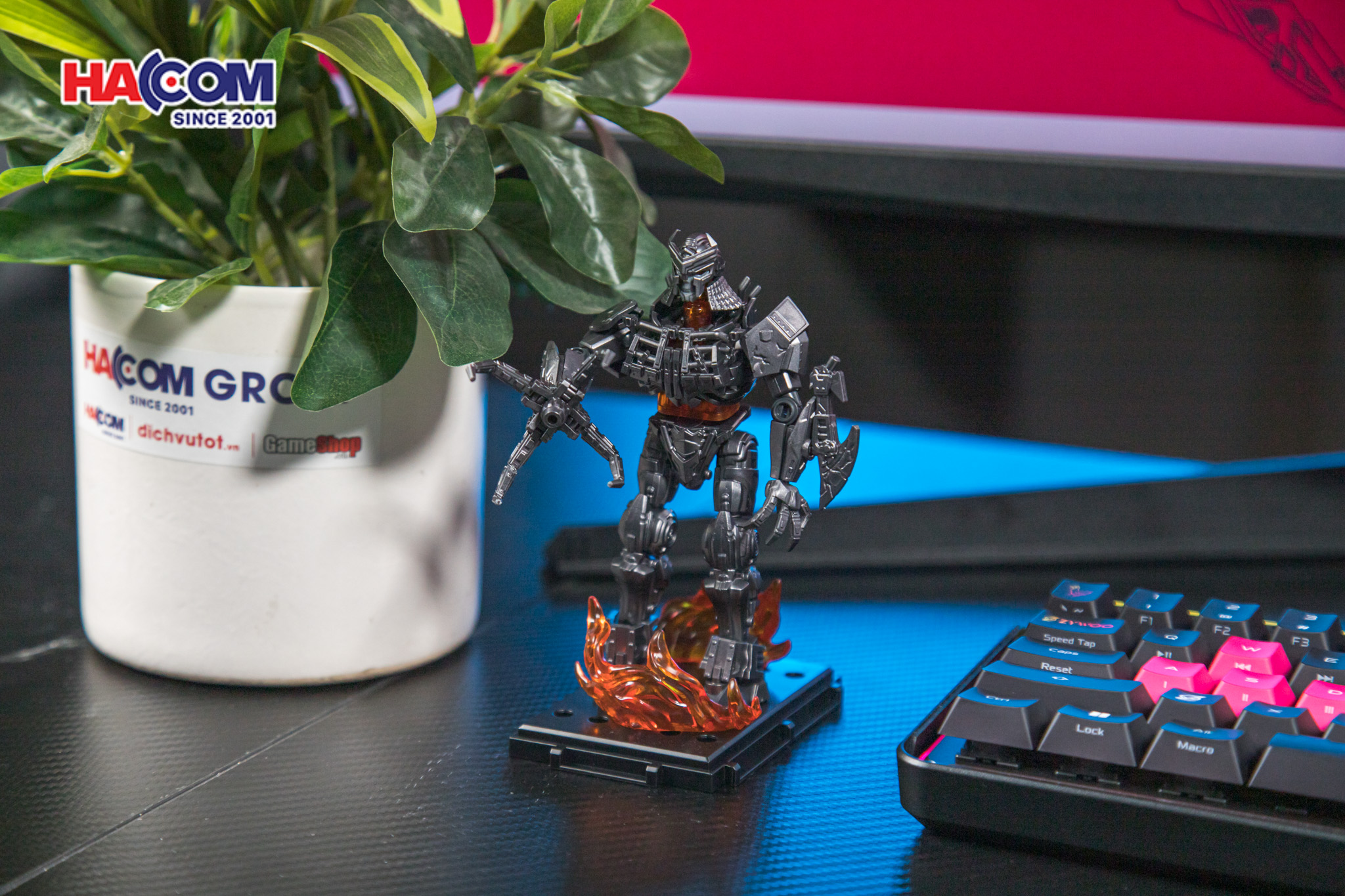 Mô hình Blokees Transformers 71143 Classic Class(CC) 03 Scourge 2