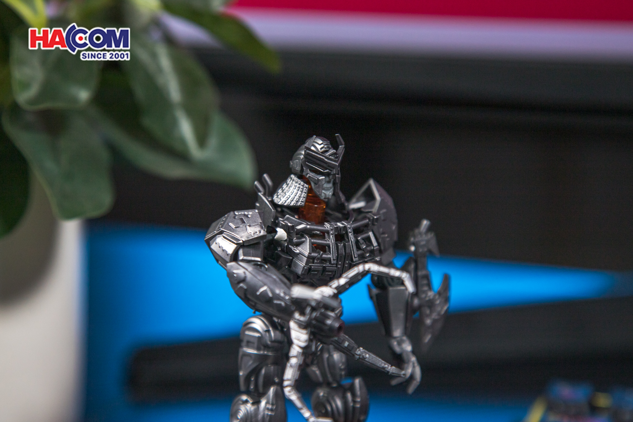 Mô hình Blokees Transformers 71143 Classic Class(CC) 03 Scourge 4