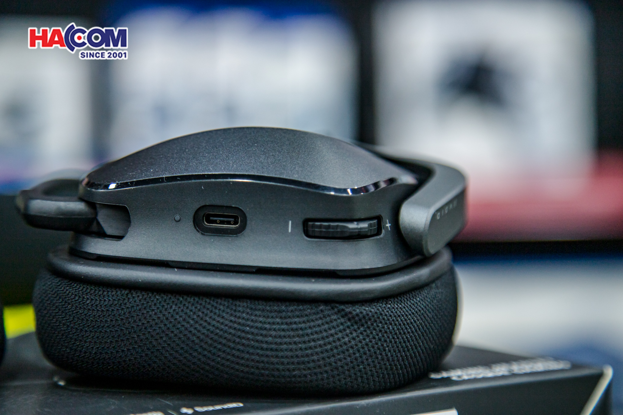 Tai nghe không dây Corsair VOID V2 MAX Carbon 11