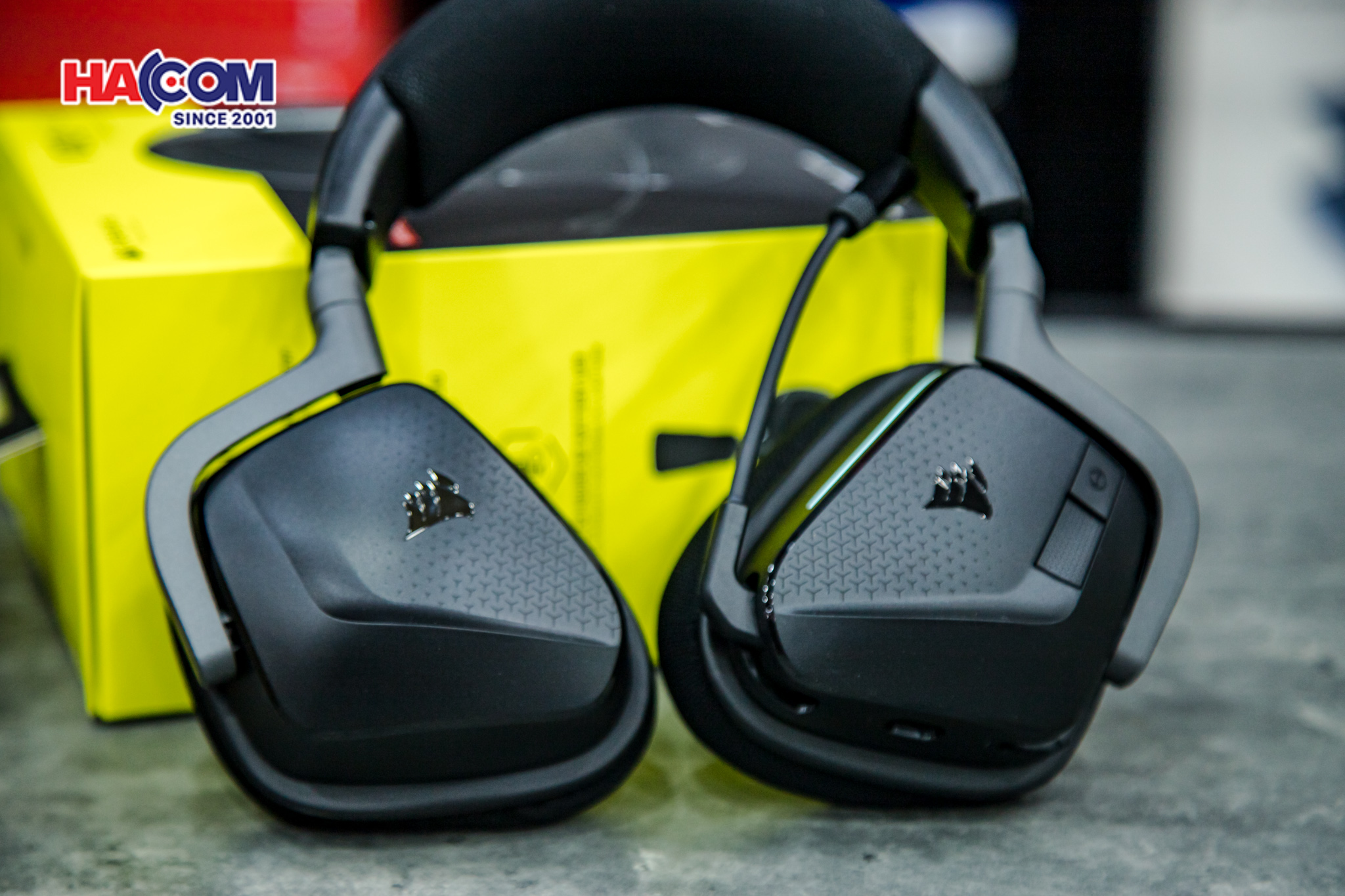 Tai nghe không dây Corsair VOID V2 MAX Carbon 9