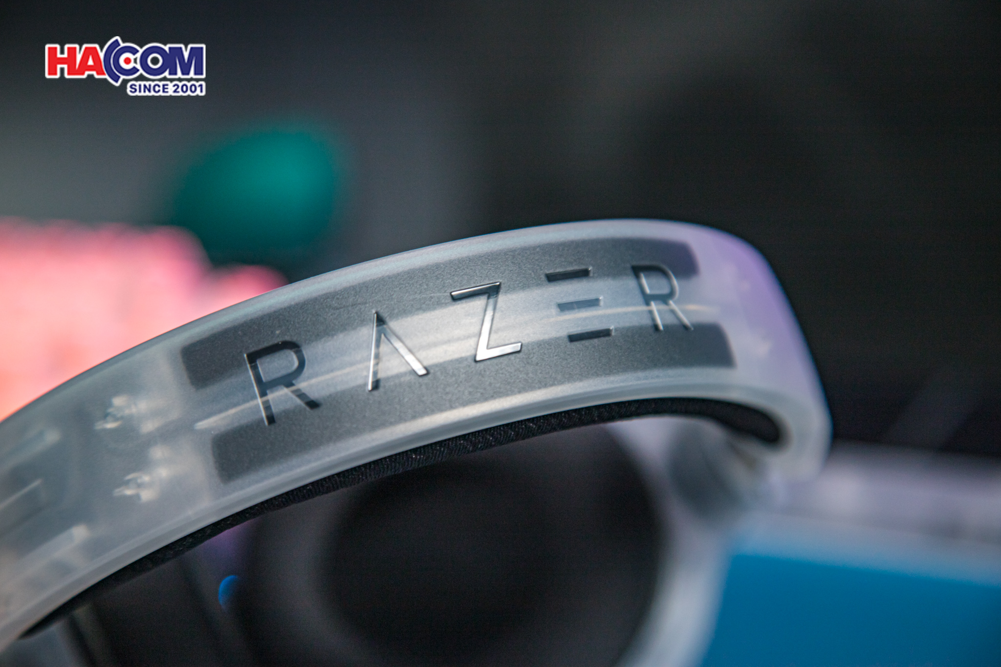 Tai nghe Razer Barracuda X Chroma - Phantom White Edition 17