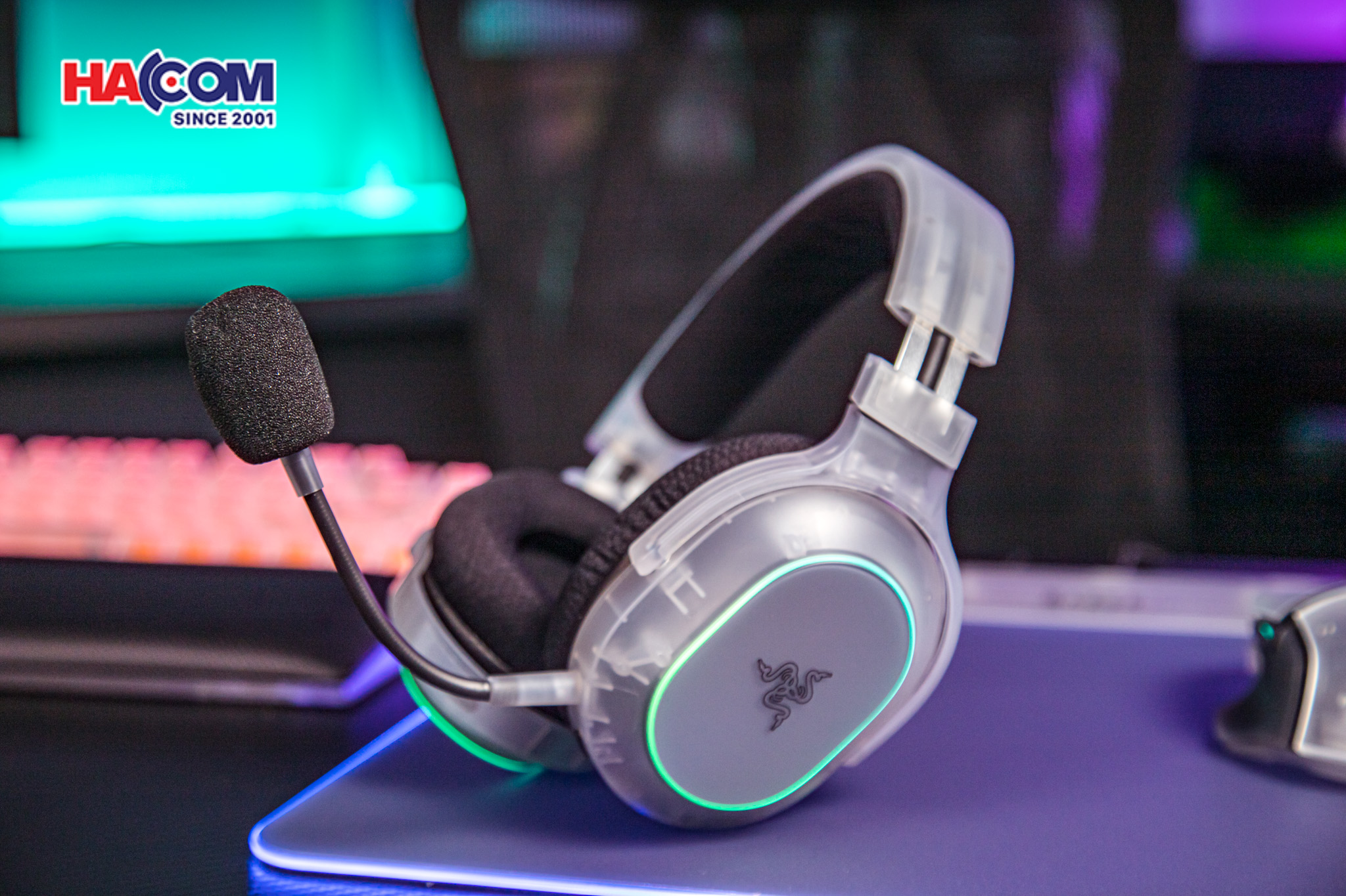 Tai nghe Razer Barracuda X Chroma - Phantom White Edition3122025/tai-nghe-razer-barracuda-x-chroma-phantom-white-edition-006.jpg 9