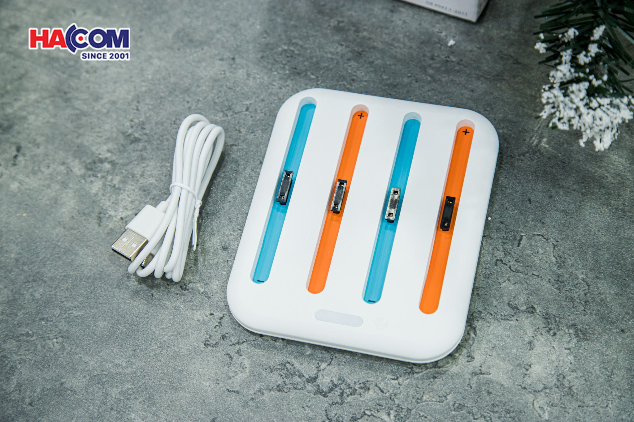 Dock sạc 4 ngăn có dây cho Joy-con Swich 2 màu trắng JYS-NS2303-ngan-co-day-cho-joy-con-swich-2-mau-trang-jys-ns2303-003.jpg 11