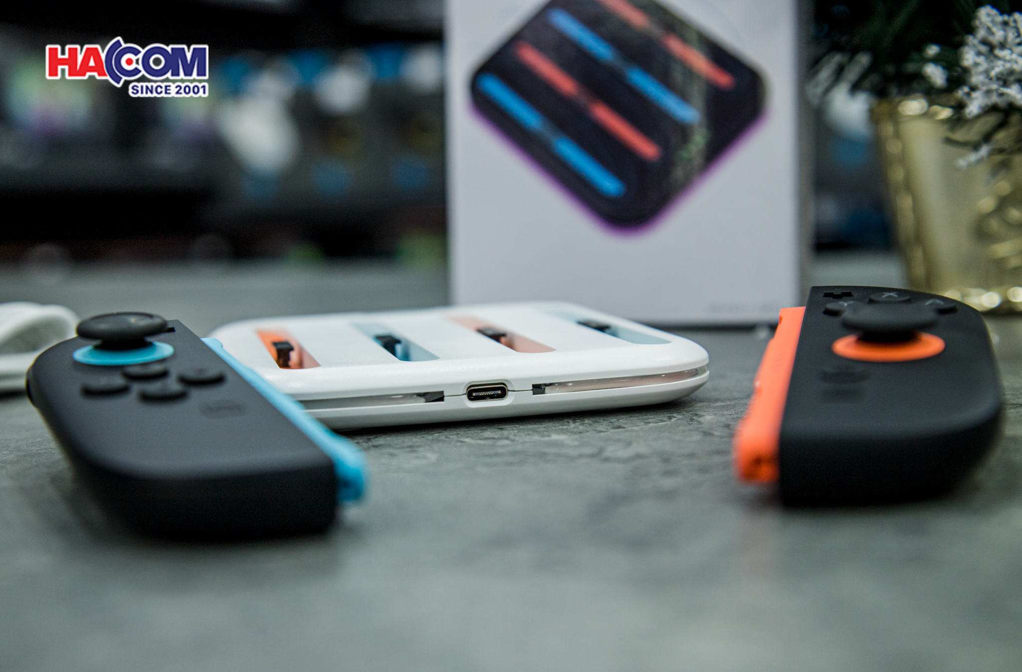 Dock sạc 4 ngăn có dây cho Joy-con Swich 2 màu trắng JYS-NS2303 13