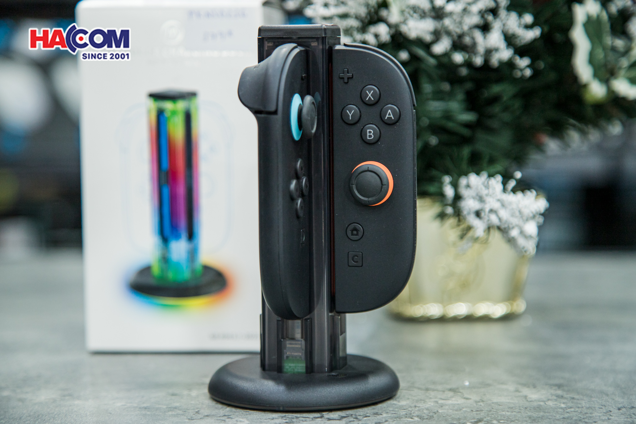 Dock sạc RGB 4 in 1 for Joy-con Switch 2 màu đen JYS-NS2318 18