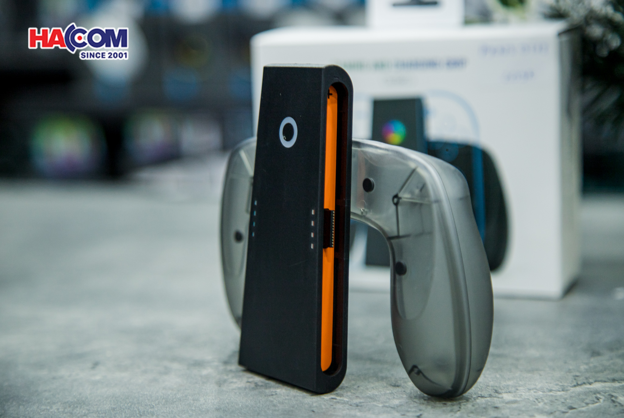 Grip Sạc Joy Con Nintendo Switch 2 màu xám JYS-NS2287 21