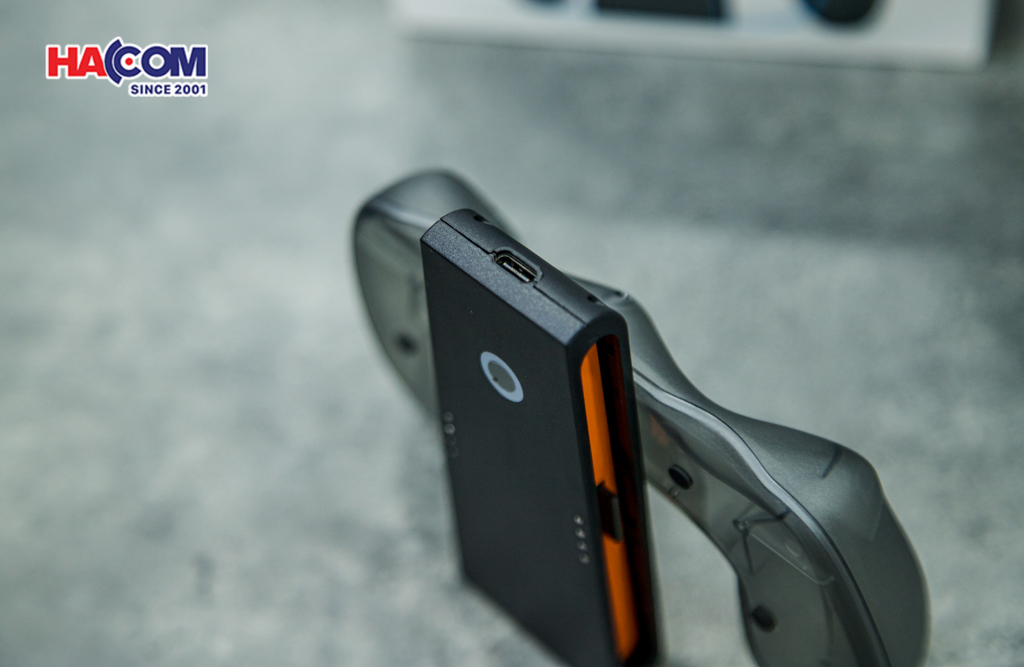 Grip Sạc Joy Con Nintendo Switch 2 màu xám JYS-NS2287 22