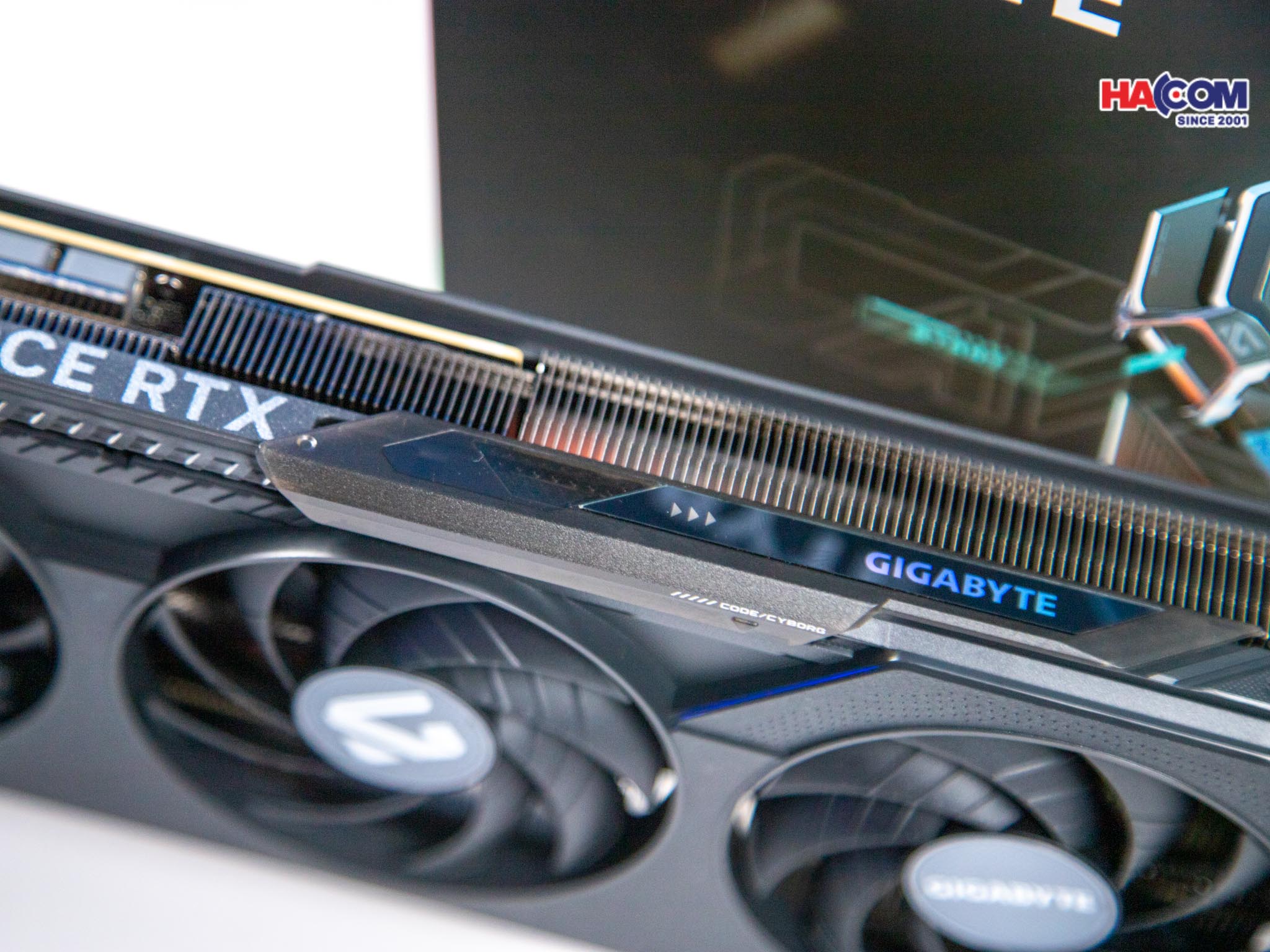 cdn/web/25092025/gigabyte-geforce-rtx-5050-gaming-oc-8gb-gv-n5050gaming-oc-8gd-gddr6-2.jpg 11