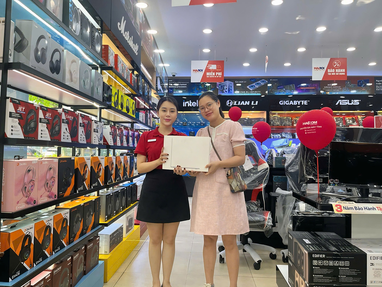 5 LÝ DO NÊN ĐẦU TƯ MACBOOK CHO CON MÙA NHẬP HỌC