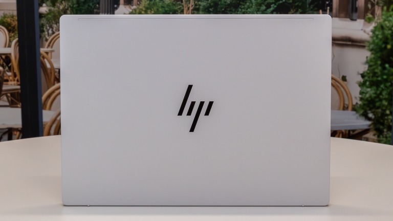 HP Omnibook 7 Aero 13-BG1087AU BZ7S1PA –&nbsp; Trọng lượng siêu nhẹ dưới 1kg - HACOM 1