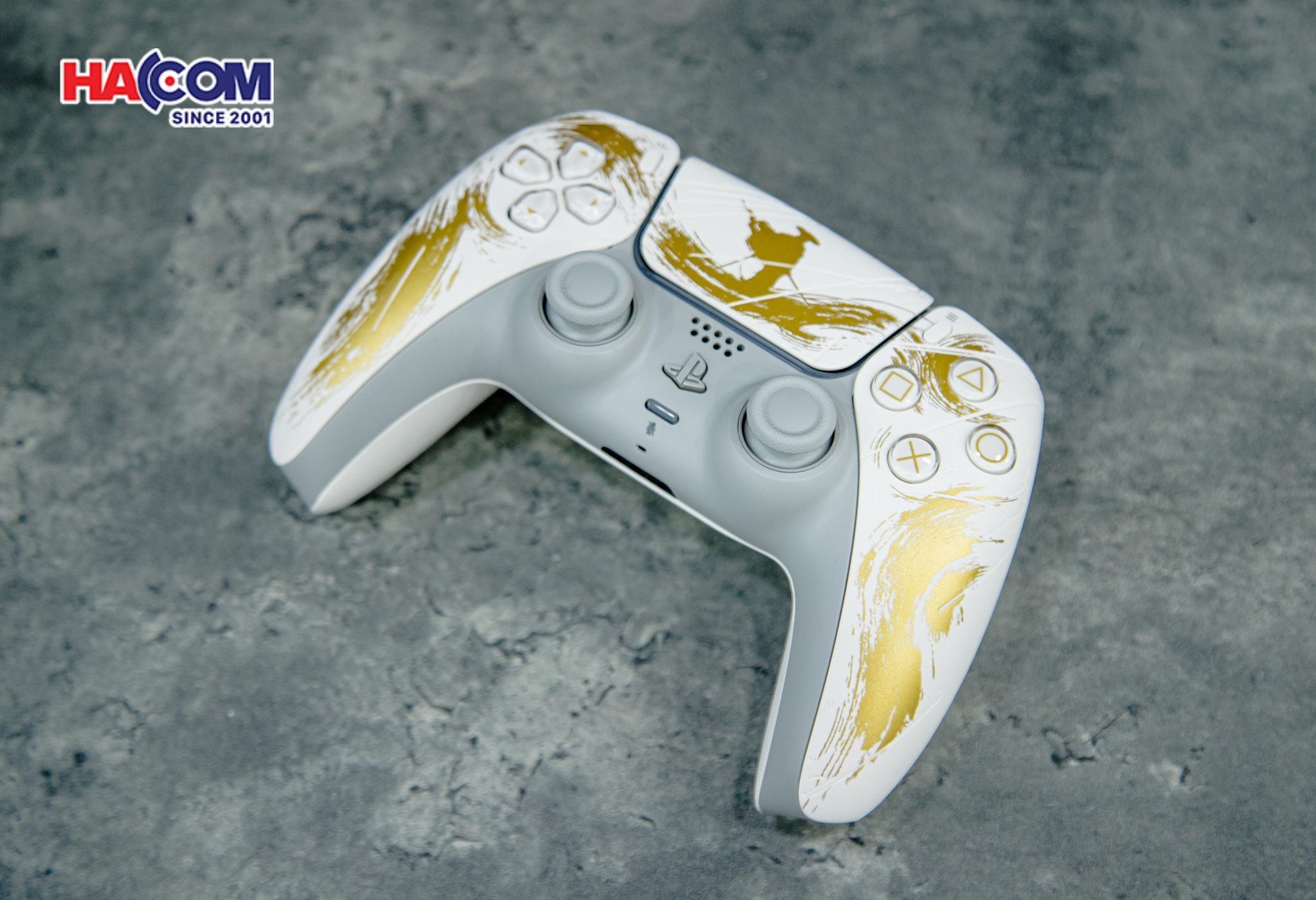 Tay cầm chơi Game Sony PS5 DualSense Ghost of Yotei Gold (CFI-ZCT1G Z7) - Hàng Chính Hãng 8