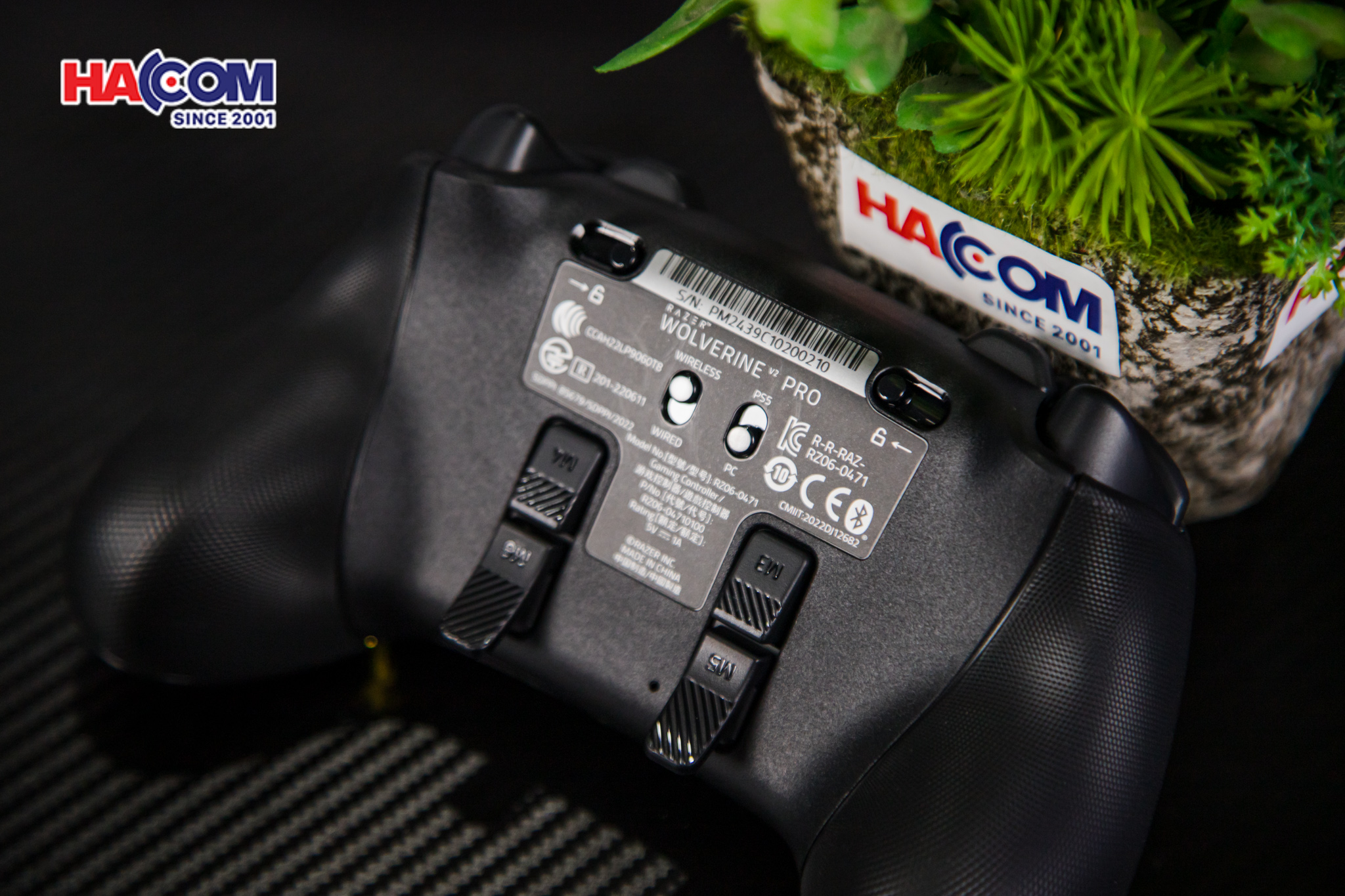 Tay cầm chơi game Razer Wolverine V2 Pro-Wireless PlayStation 5 (PS5) PC Gaming Controller - RZ06-04710100-R3A1 18