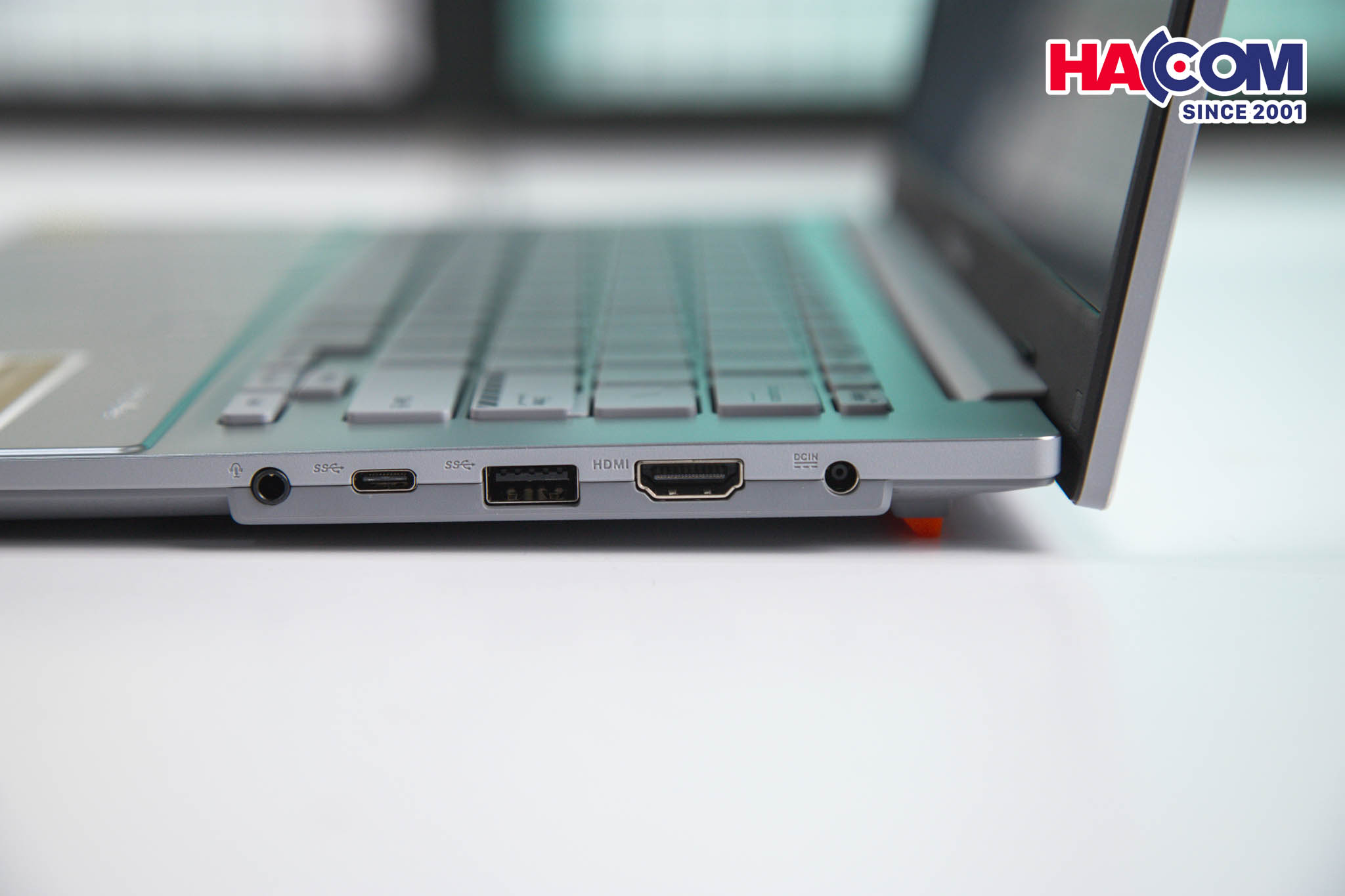 cdn/web/29092025/laptop-asus-vivobook-e1404fa-nk177w10.jpg 28