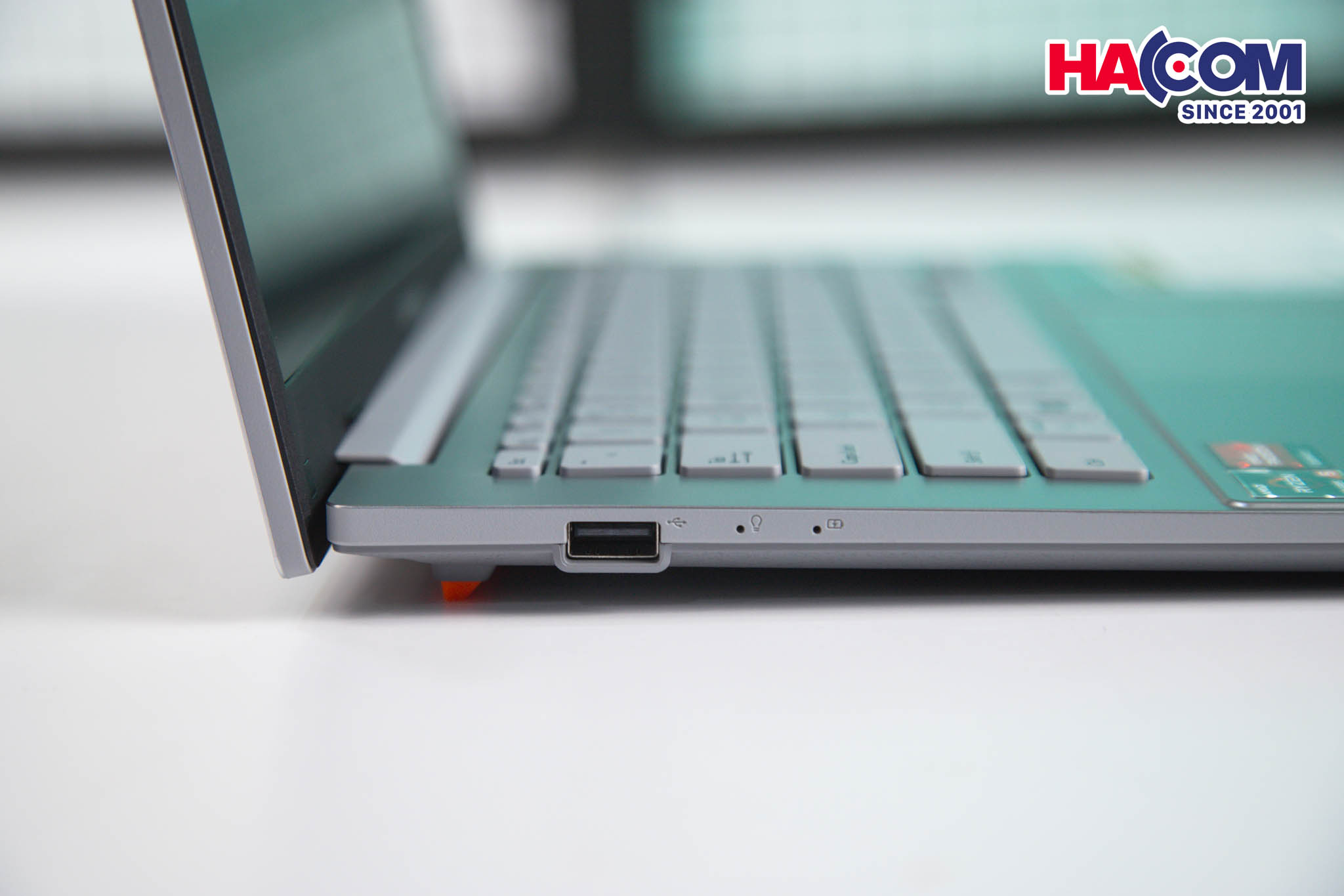 cdn/web/29092025/laptop-asus-vivobook-e1404fa-nk177w8.jpg 26