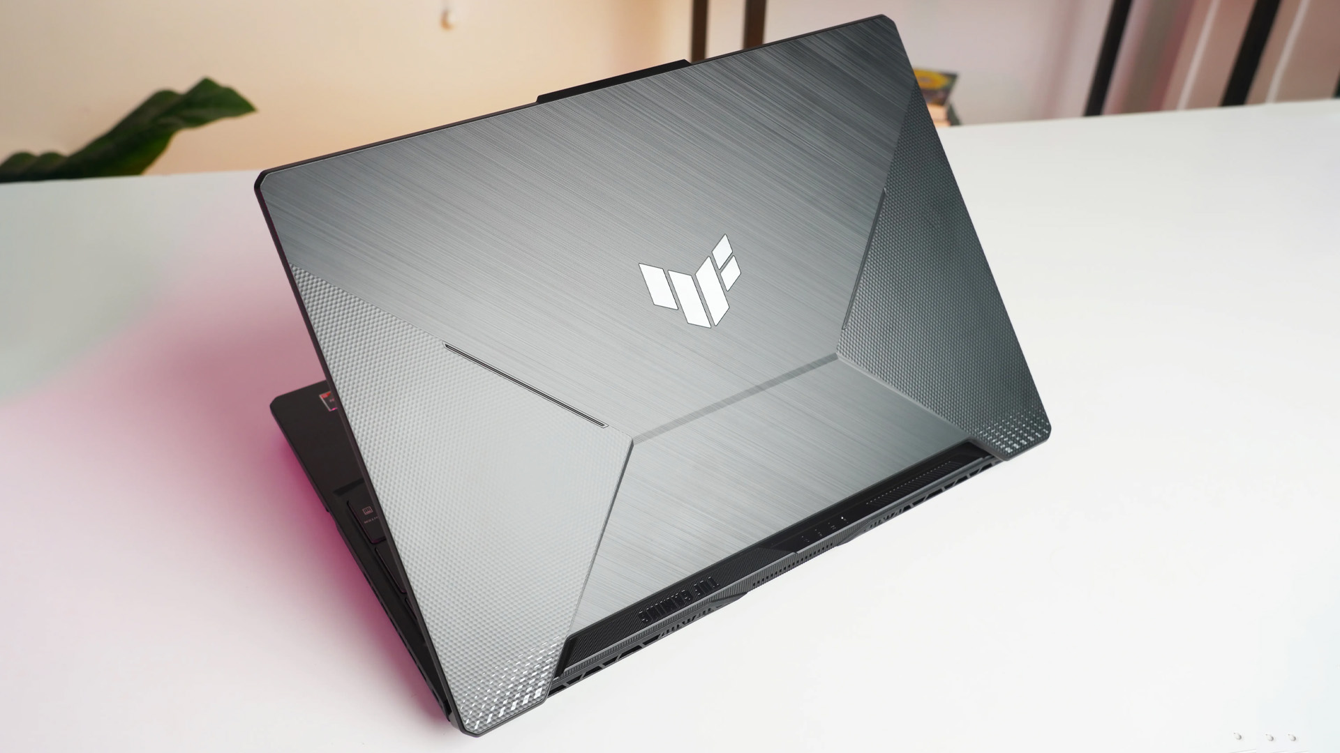 tu van laptop gaming cho sinh vien hacom 6