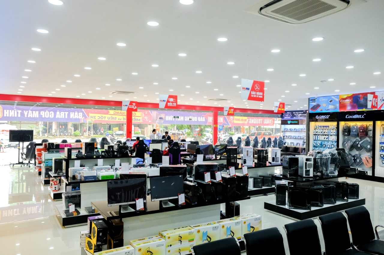 khách hàng tại HACOM