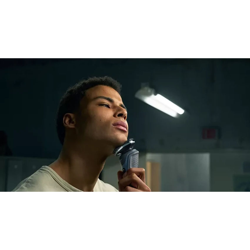 Máy Cạo Râu Khô Và Ướt Philips S5880/20 4