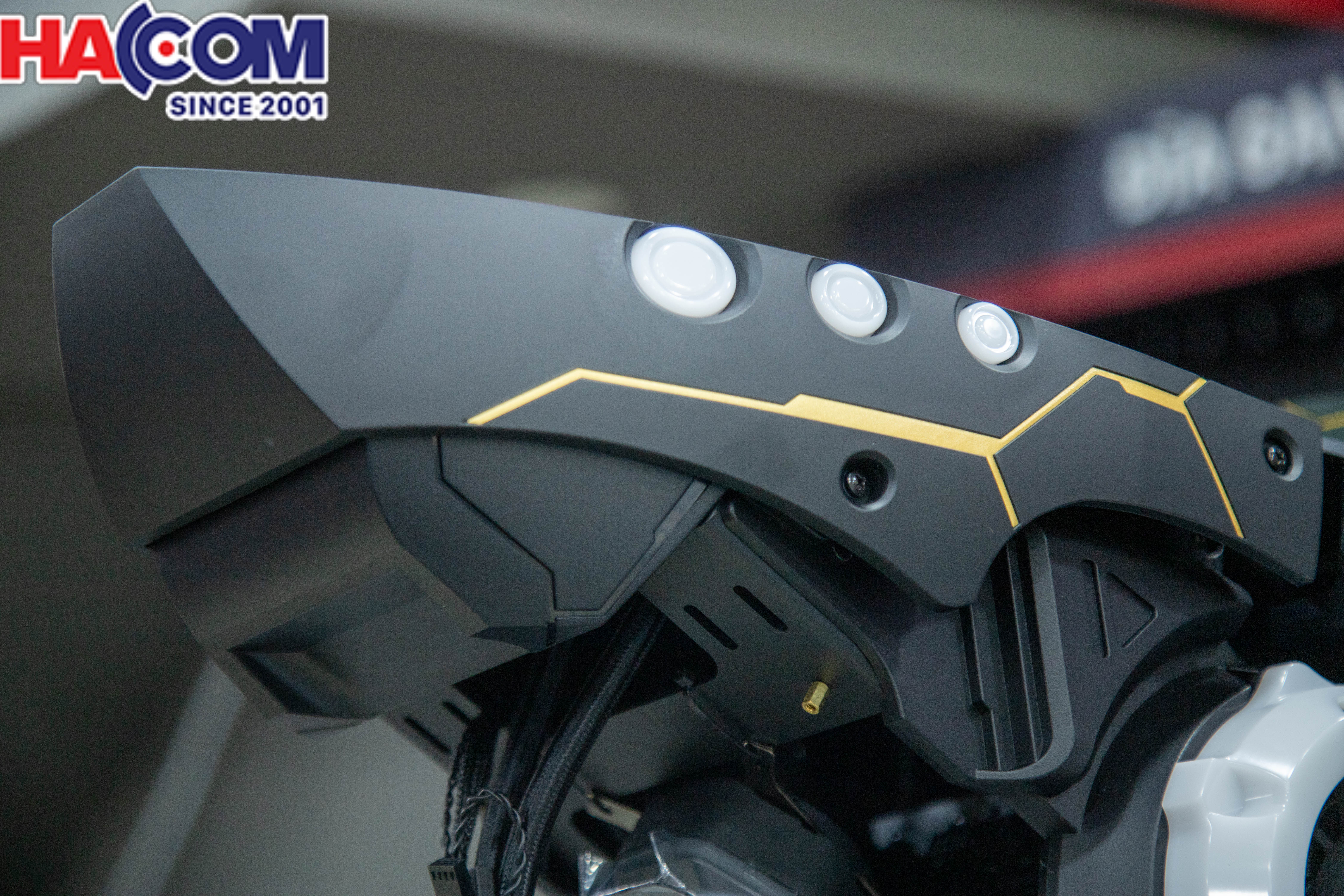 Vỏ Case Cooler Master SHARK X - Black (Phiên bản giới hạn, kèm nguồn SFX, tản nhiệt nước AIO) 12