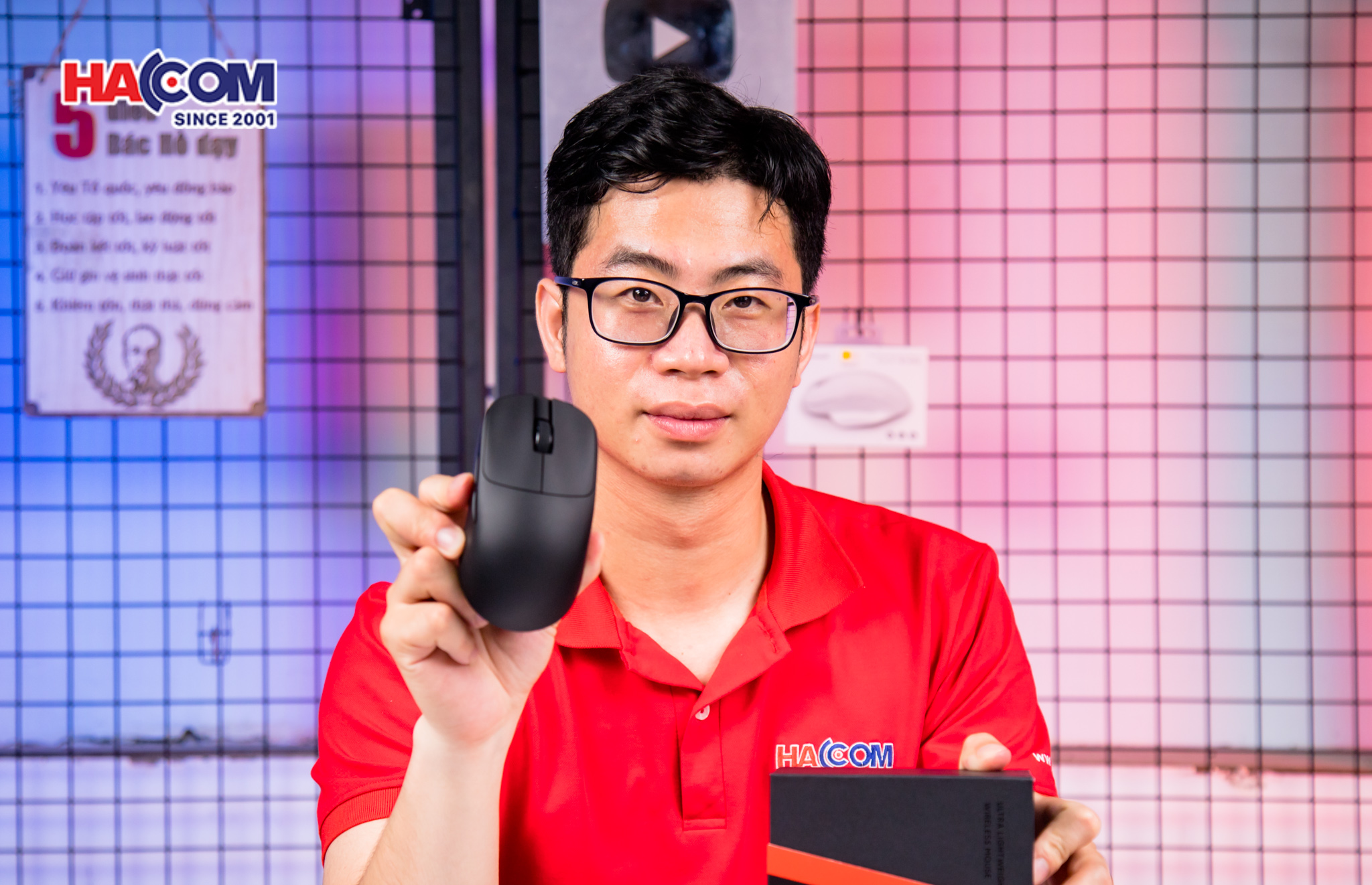 Chuột không dây VXE MAD R Major+ 8K - Màu Đen 1