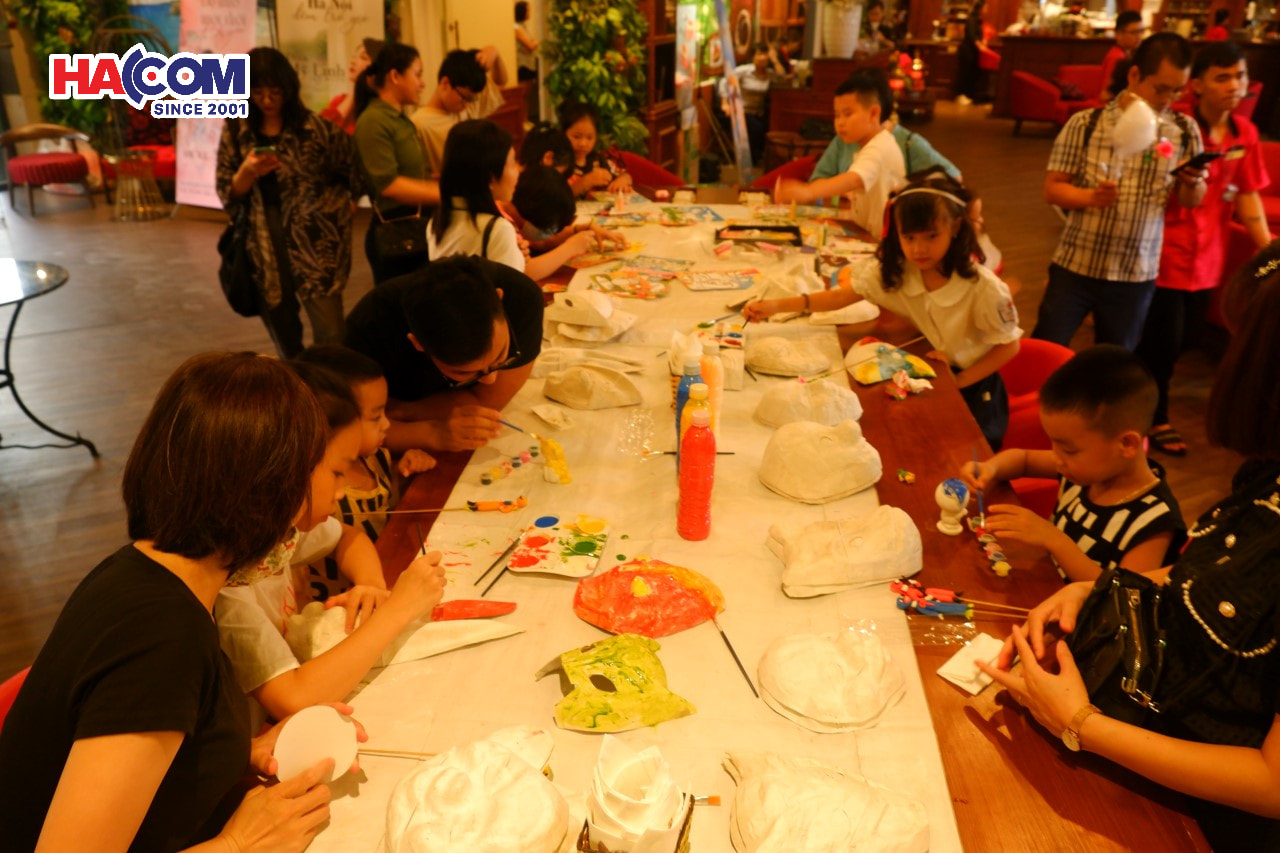 Chương trình “Đêm hội Trăng Rằm 2022” đại gia đình HACOM - Ảnh 4