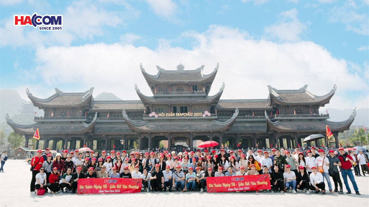 HACOM du xuân ngày Tết - Gắn kết yêu thương