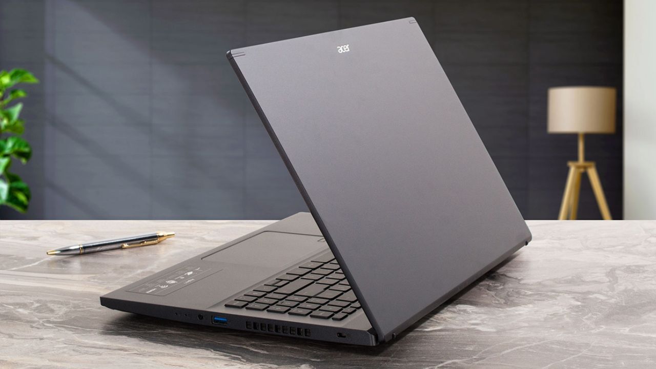 laptop Acer Aspire 7