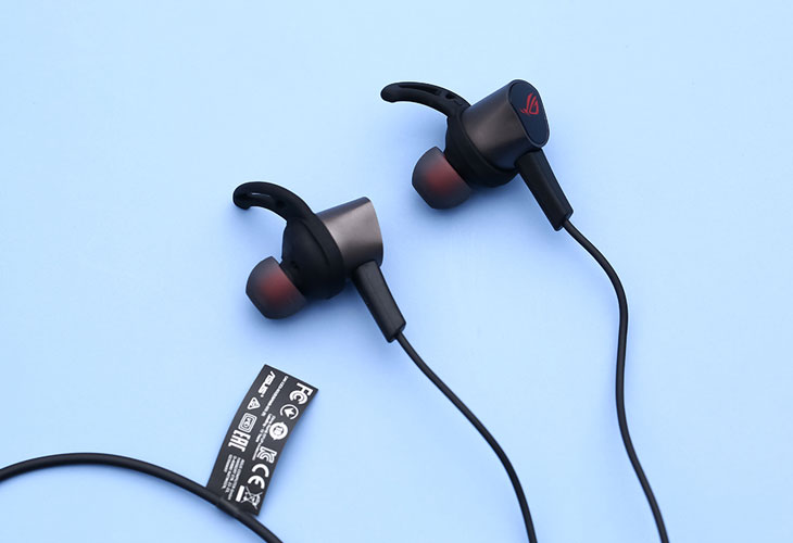 tai-nghe-nhet-tai-la-gi