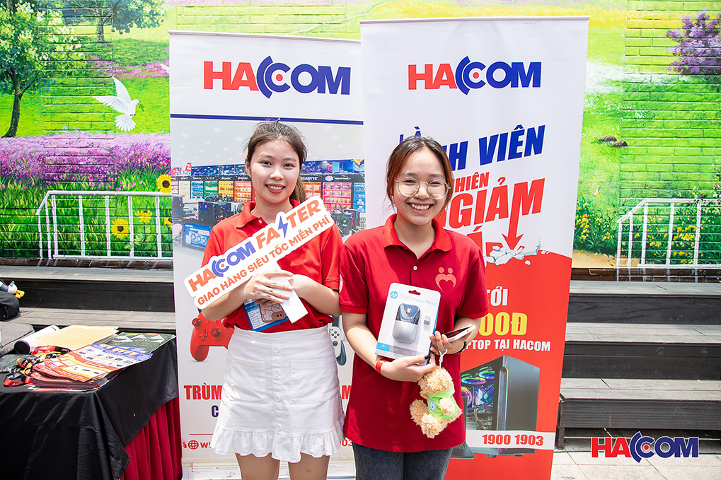 Khách hàng công ty HACOM