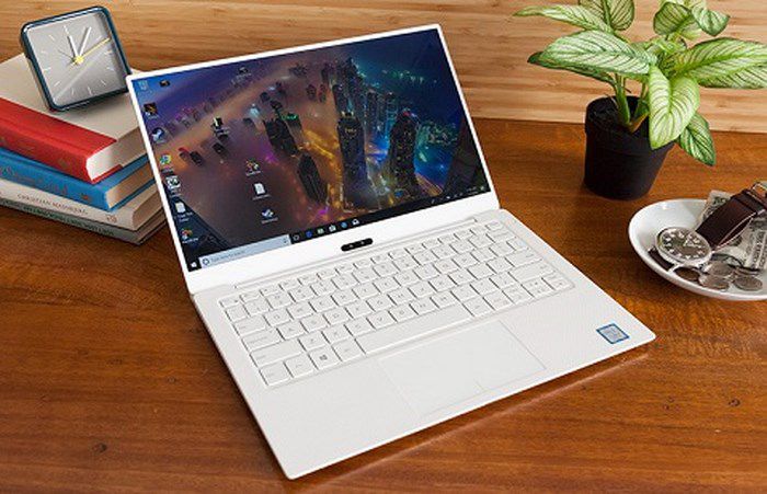 có nên mua laptop cũ không