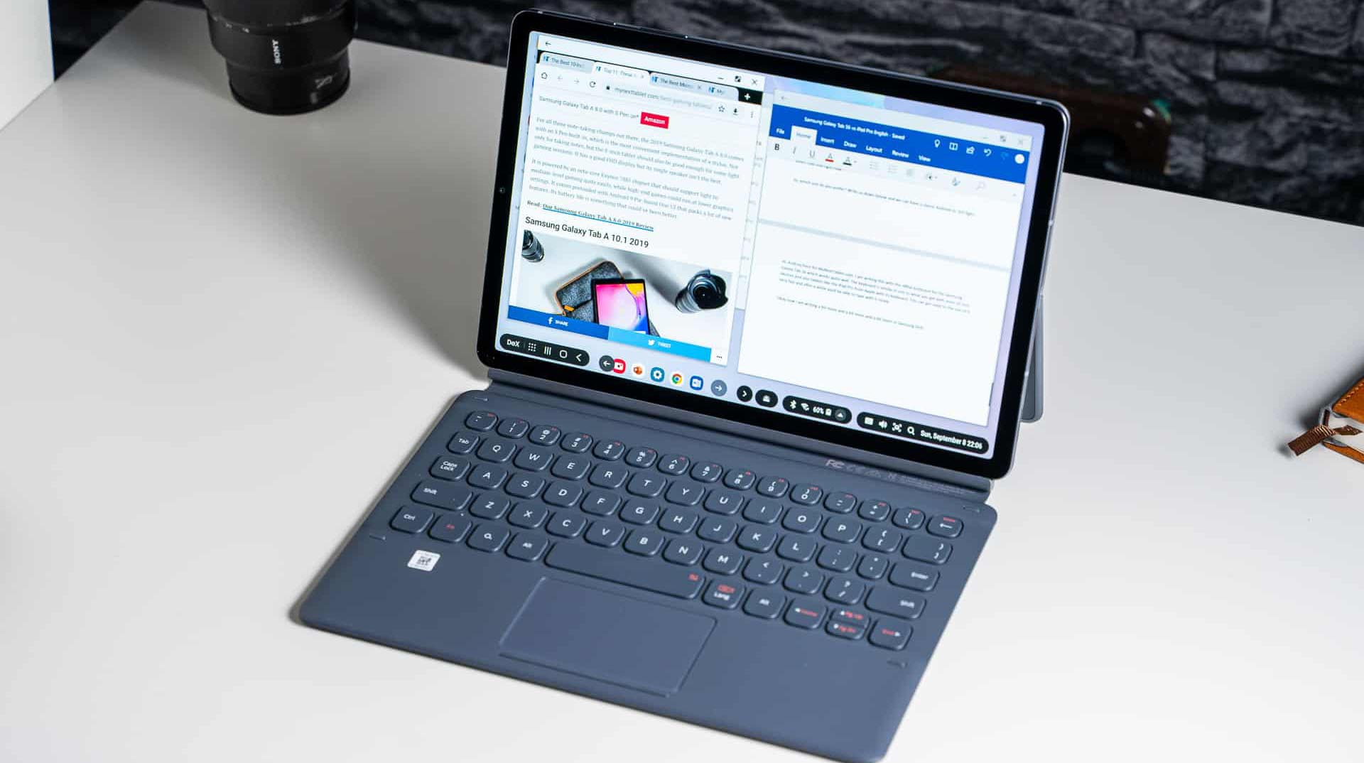 Máy tính bảng có bàn phím rời để quản lý