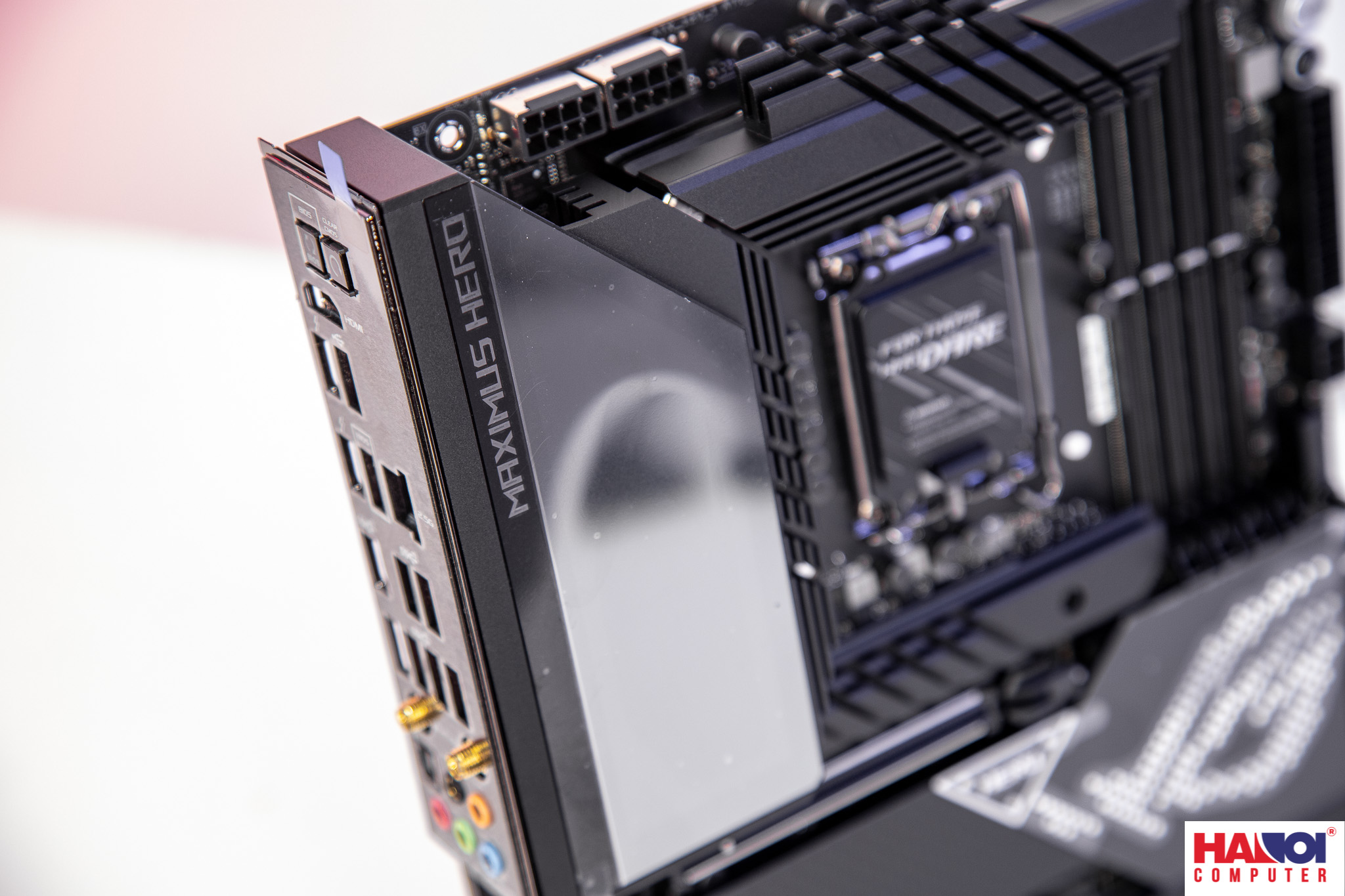 Mainboard ASUS ROG MAXIMUS Z690 HERO (Intel Z690, Socket 1700, ATX, 4 khe RAM DDR5)