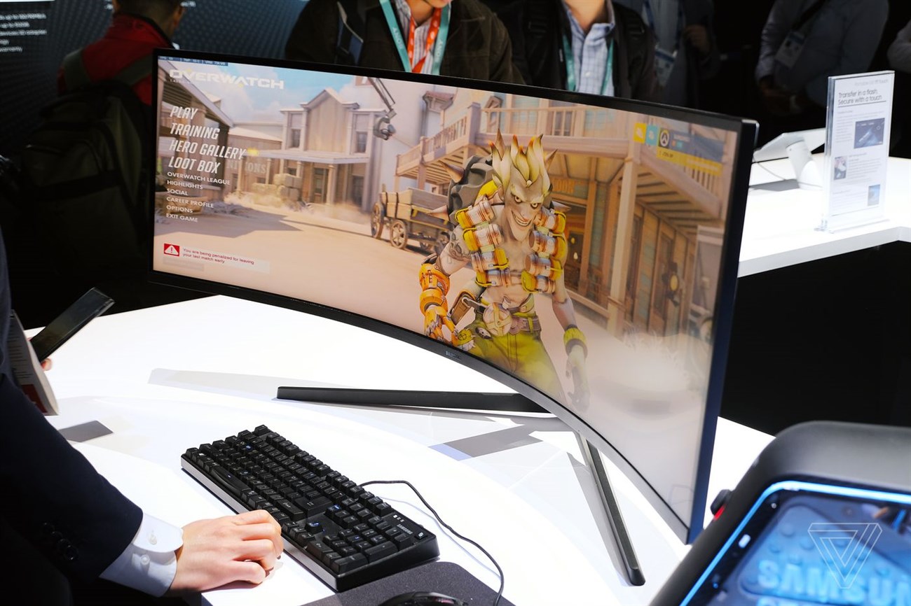 man-hinh-cong-co-tot