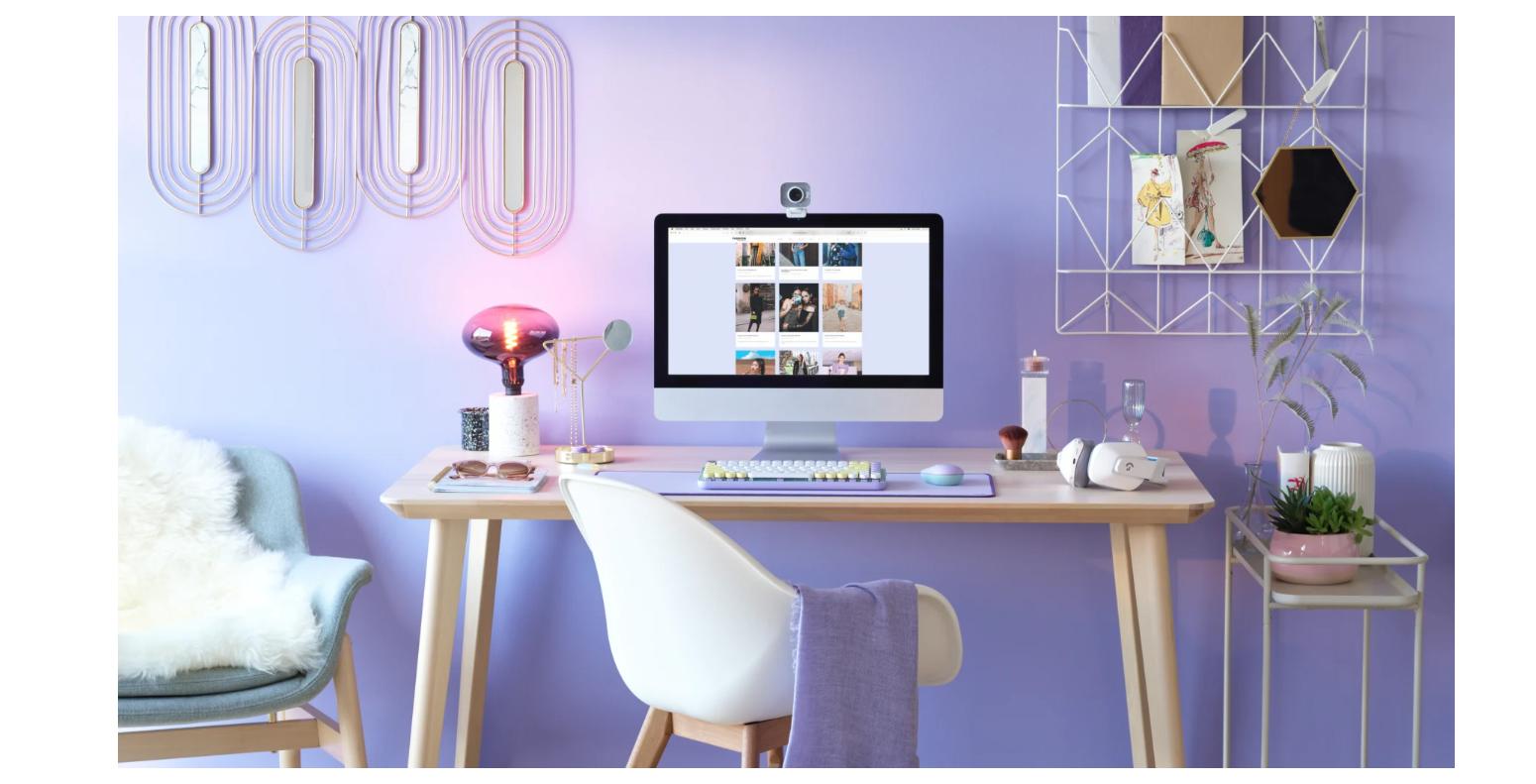 Bàn di chuột LOGITECH DESKMAT MOUSEPAD HỒNG (300 x 700 x 2mm) _ 956-00004 7 