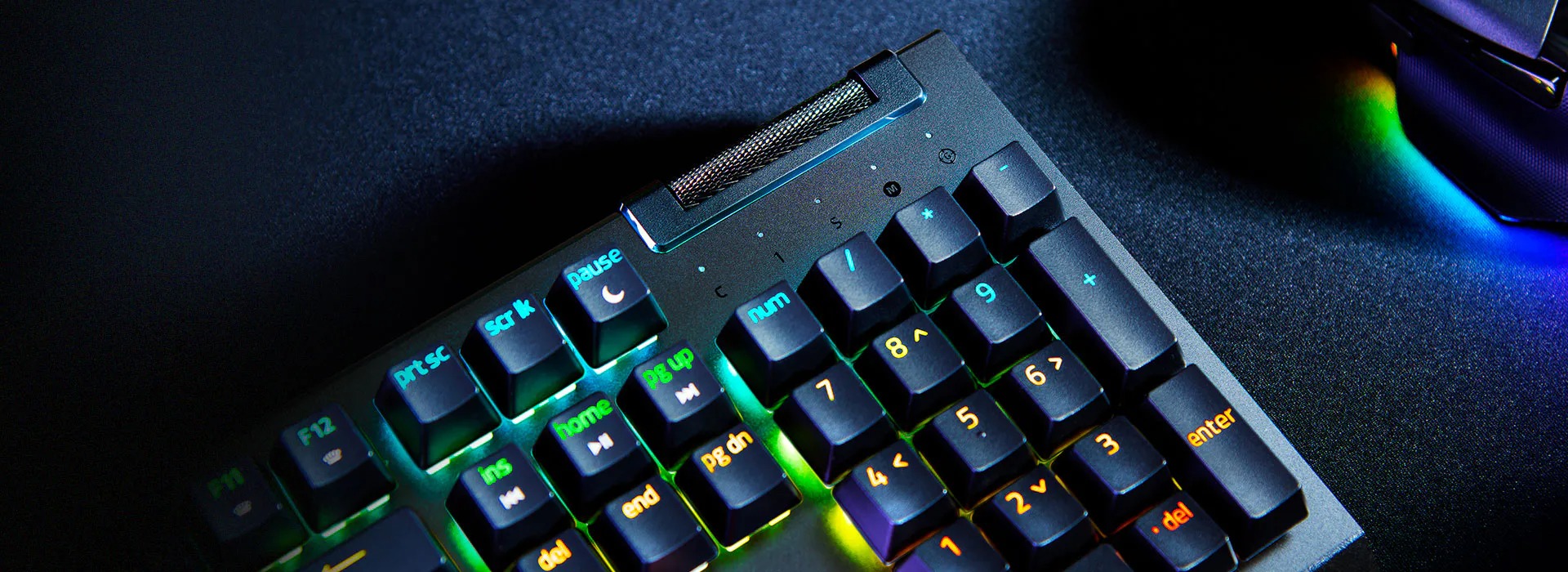 Bàn phím cơ gaming có dây Razer BlackWidow V4 6