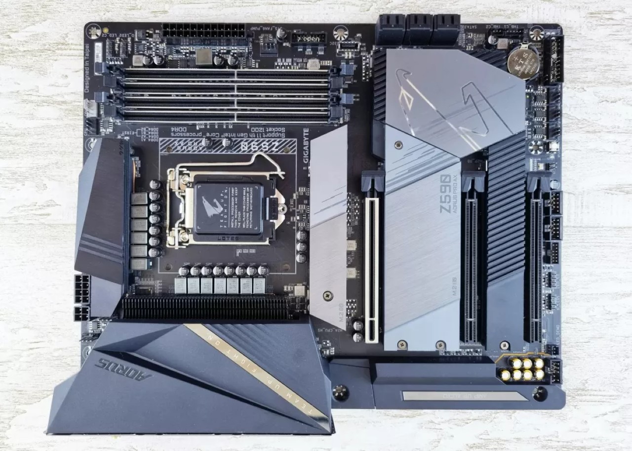Gigabyte lỗ hổng firmware đe dọa hơn 200 mẫu bo mạch chủ