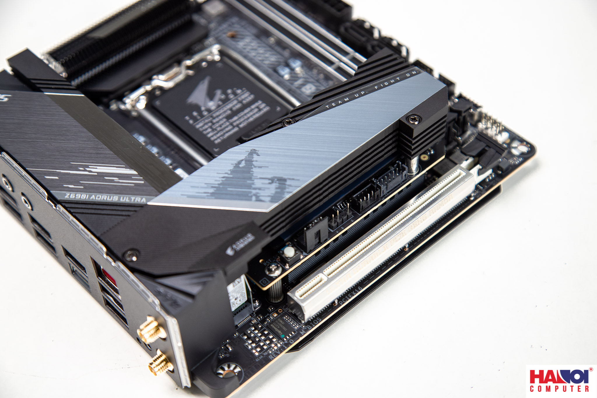 Mainboard Gigabyte Z690I ULTRA (Intel Z690, Socket 1700, ATX, 2 khe Ram DDR4)