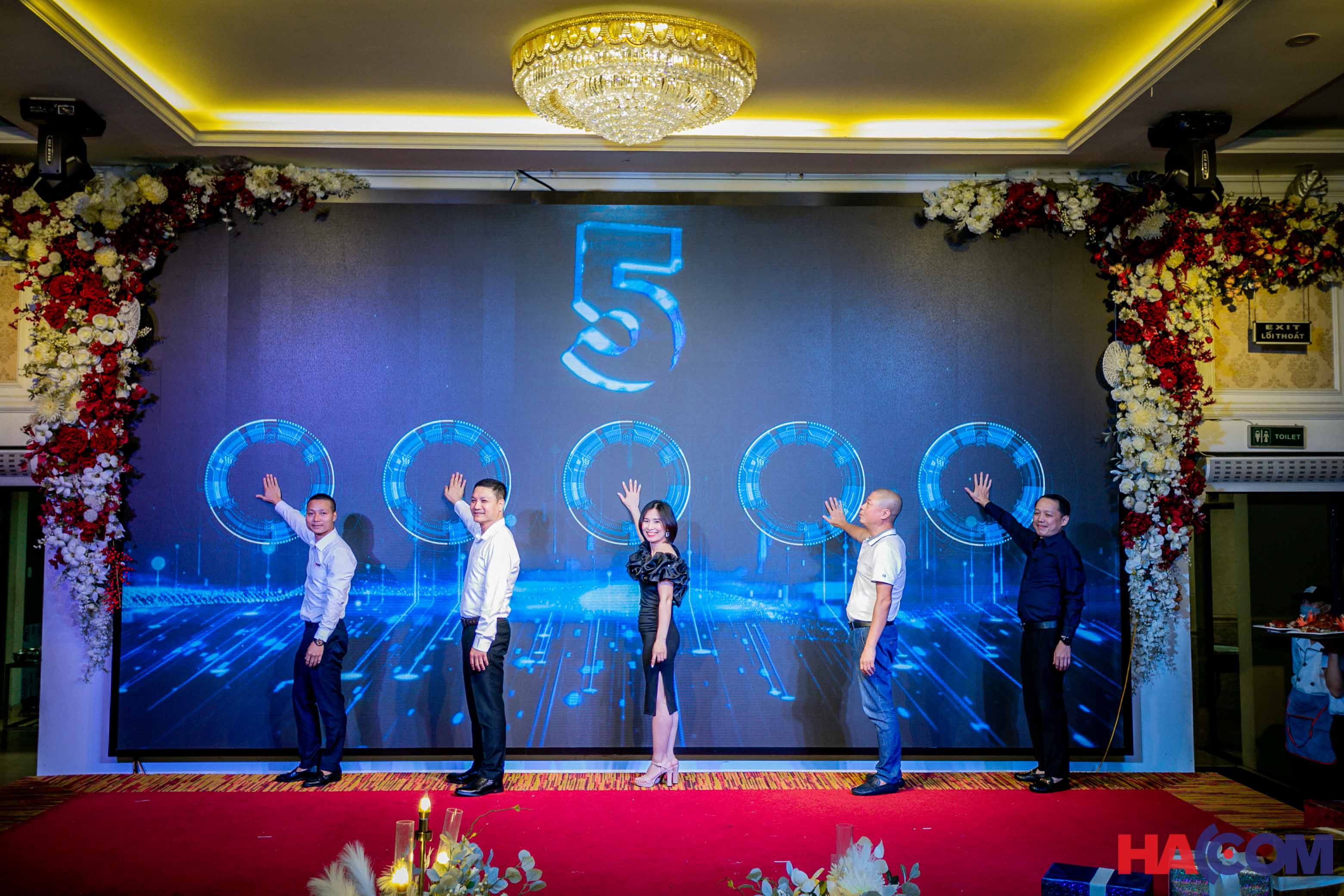 sự kiện kỷ niệm 21 năm thành lập HACOM