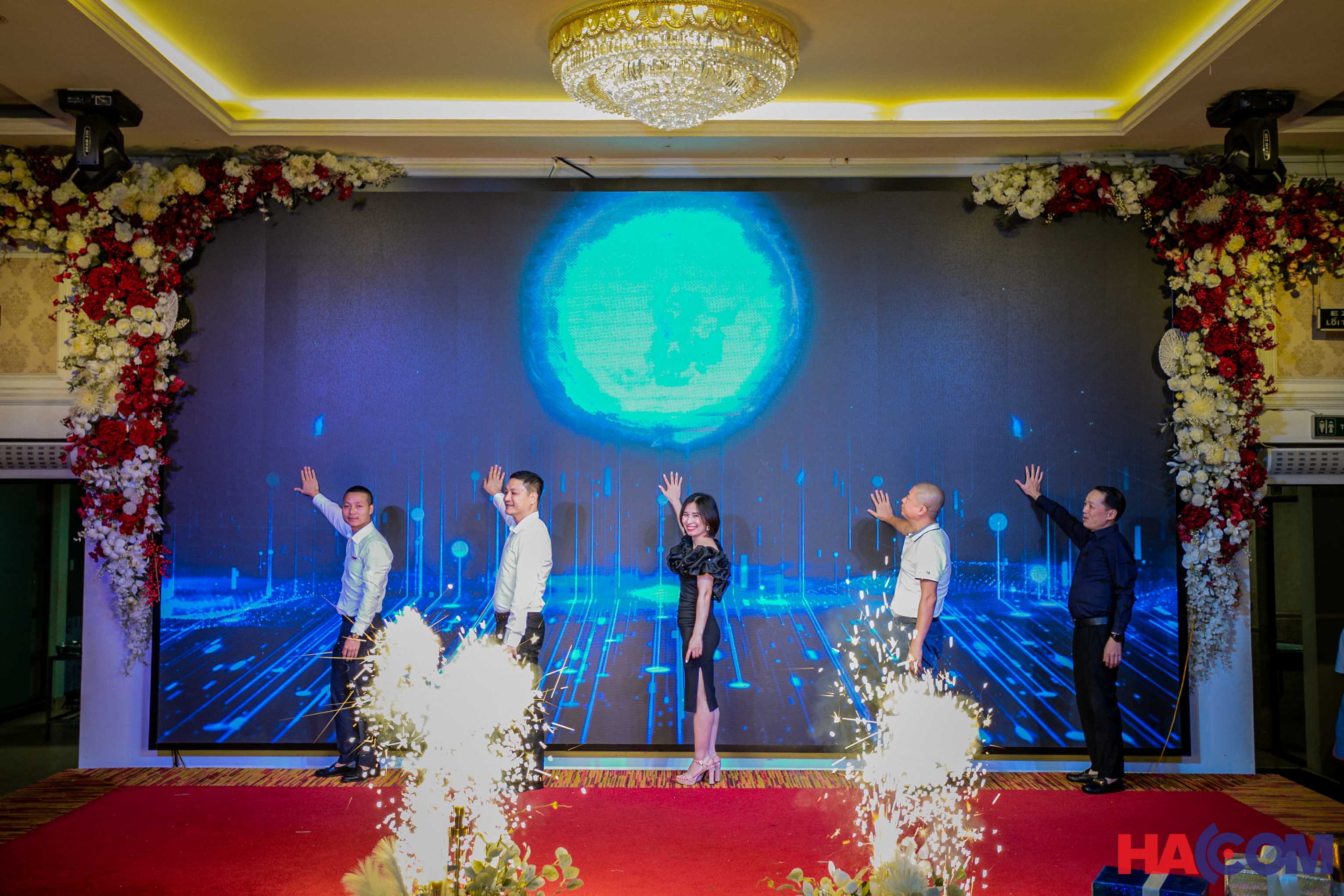 chương trình kỷ niệm 21 năm thành lập HACOM