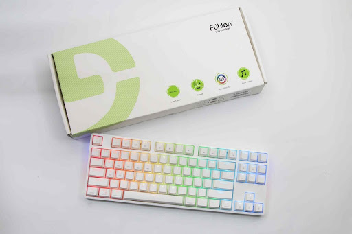 T87S Pro White keyboard red switch nhà Fuhlen