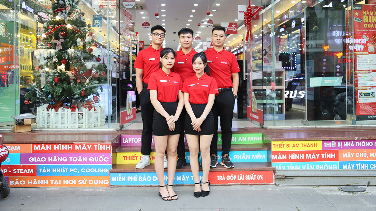 Nhân viên Hacom và sự tận tâm trong công việc