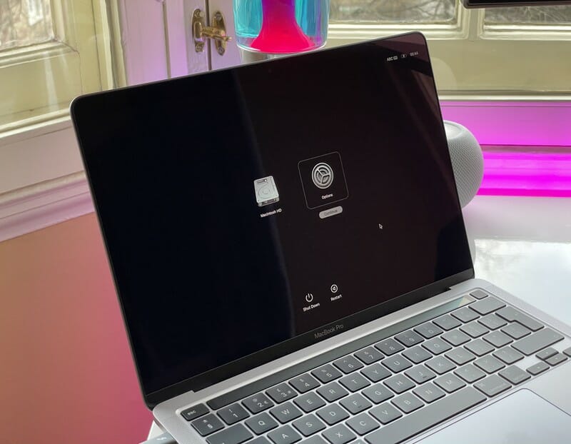 Khởi động vào chế độ an toàn trên Macbook