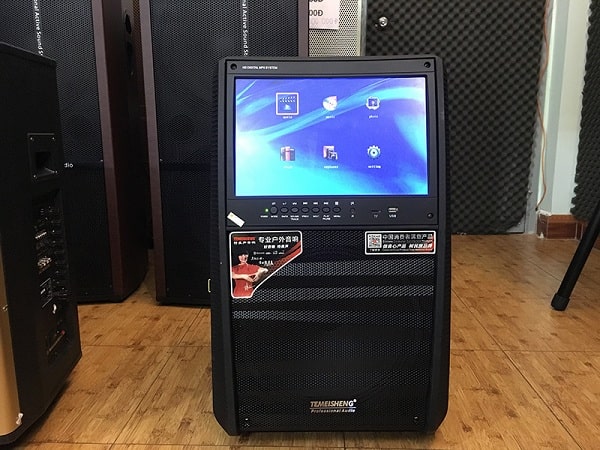 loa karaoke có màn hình