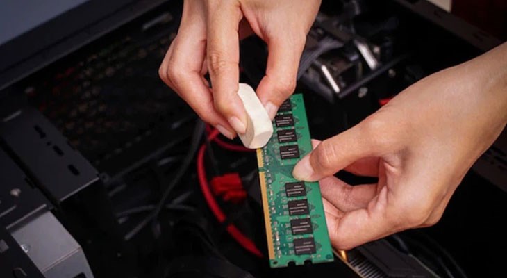 loi-laptop-khong-nhan-ram-nguyen-nhan