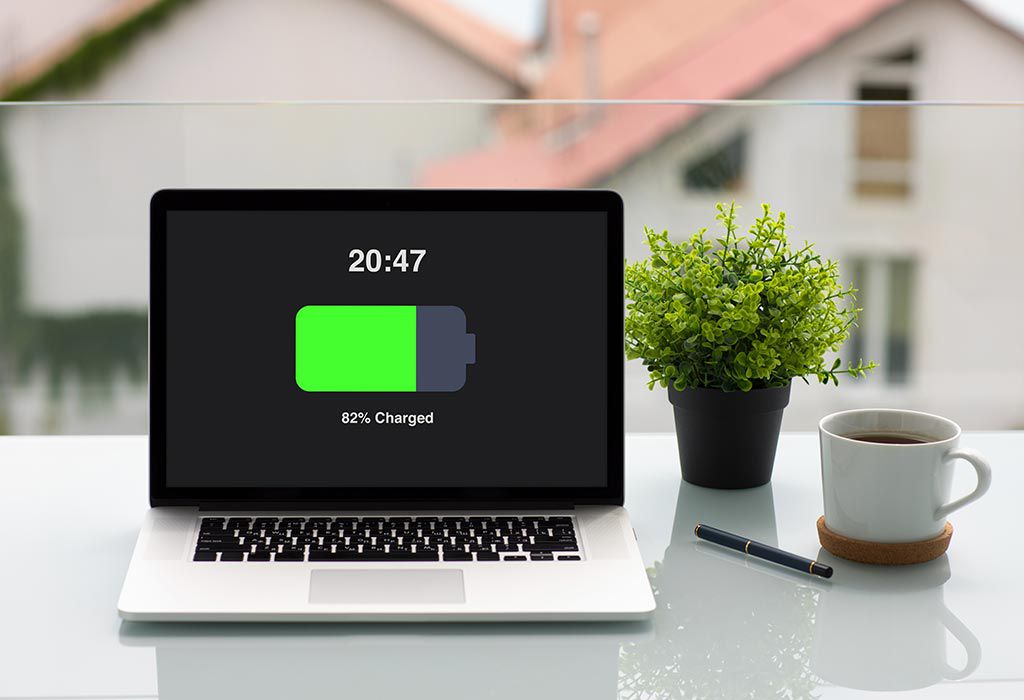 pin laptop sử dụng được mấy tiếng